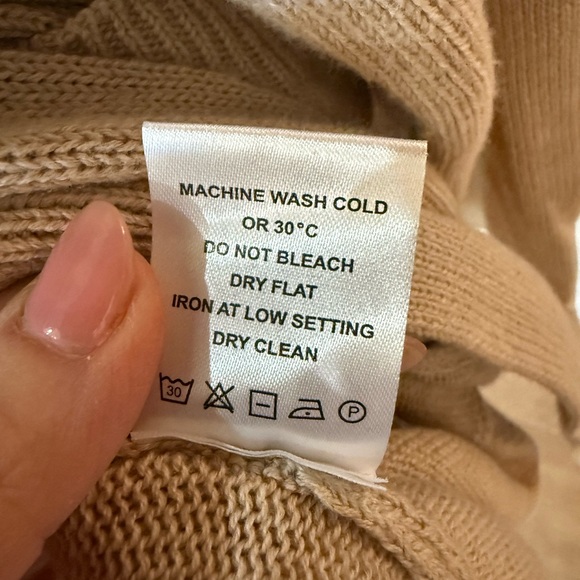 One Grey Day 🌸RARE 🌸Belted Cardigan - Picture 5 of 8